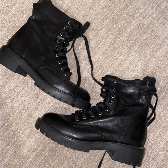 Steve Madden Shoes - STEVE MADDEN COMBAT BOOTS